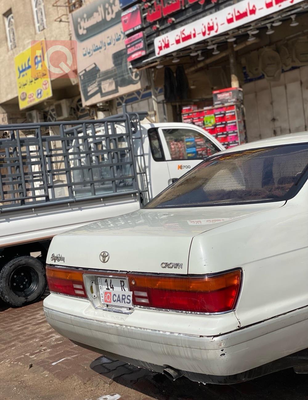 تۆیۆتا کراون